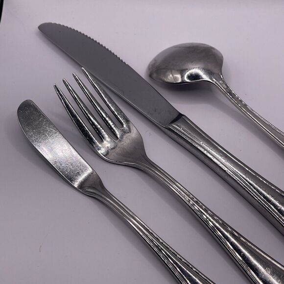 Oneida NEW RIM Stainless 18/10 Glossy Outline Flatware Replacement 3 PIECE READ - Picture 3 of 8